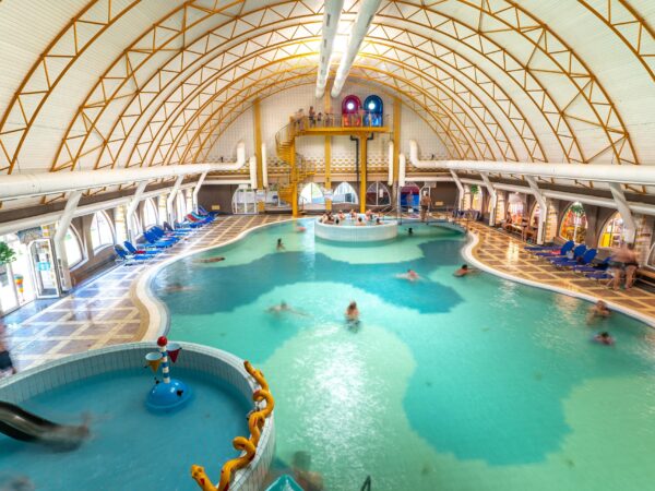 Veľký Meder len 350 m od termálnych kúpeľov v apartmánoch Karmon Park s raňajkami, masážnym kreslom a vyžitím