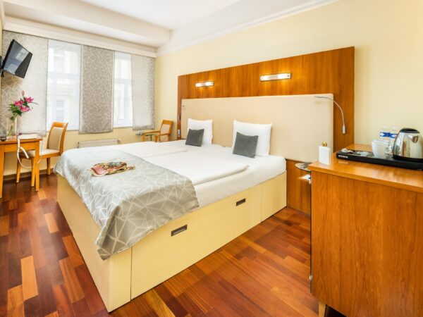 Praha priamo v centre luxusne: Hotel Ametyst **** s raňajkami formou bufetu + dieťa do 6 rokov zdarma