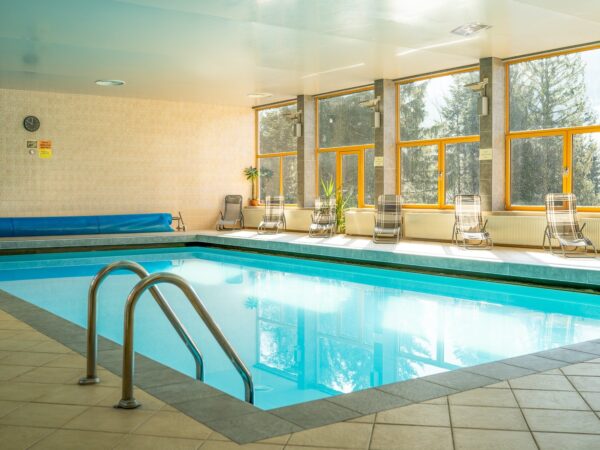 Malá Fatra: Hotel Boboty *** s polpenziou, bazénom, fitness, detským ihriskom a hracím kútikom s kinom