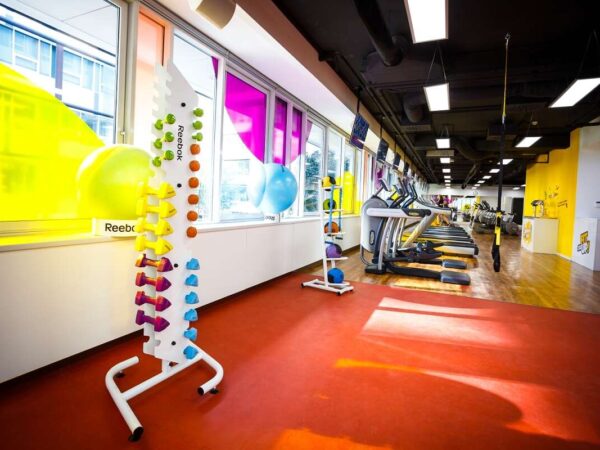 Skupinový aj osobný tréning s profesionálnym trénerom vo FIT UP! s konzultáciami a jedálničkom na mieru