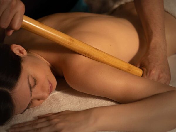 Bambusové masáže v jedinečnom salóne Kireina relaxing spot Fusion & Ayurvedic massage v Bratislave