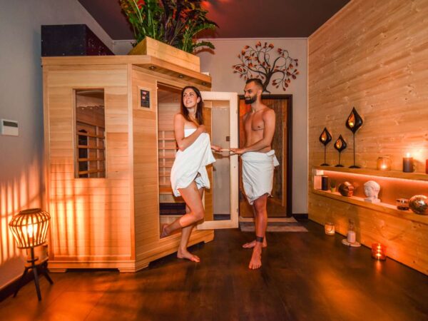 Romantické chvíle vo dvojici – privátny vstup do ZEN SPA pre 2 osoby s masážou a FLOAT terapiou