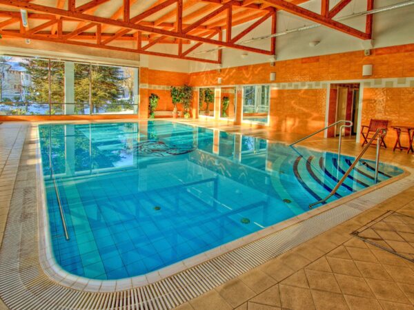Mariánské Lázně: Hotel Krakonoš *** s raňajkami/polpenziou + bazén, soľná jaskyňa a až 30 % zľava na procedúry