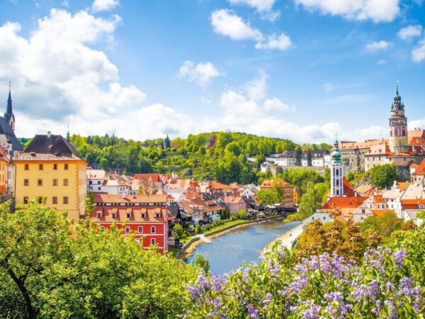 Český Krumlov: Pobyt priamo v historickom centre v Pensione Linden s raňajkami formou bufetu + fľaša vína