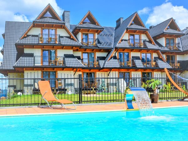 Poľské Tatry pri termáloch vo Wille Grand Karpatia: Štýlové izby a polpenzia + vonkajší bazén počas leta