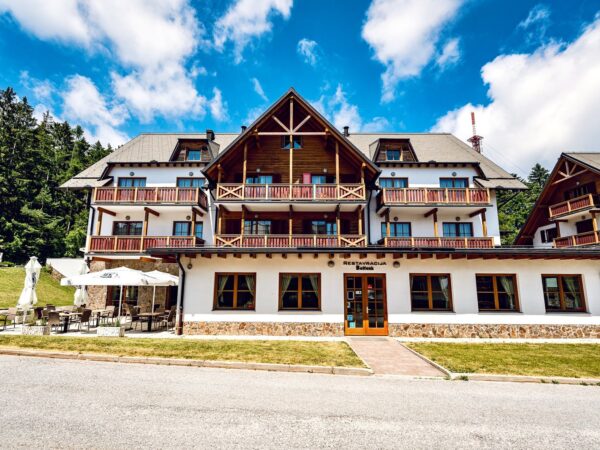 Slovinsko vo Wellness & Spa Hoteli Bolfenk **** s polpenziou, neobmedzeným vstupom do bazéna a saunami + drink