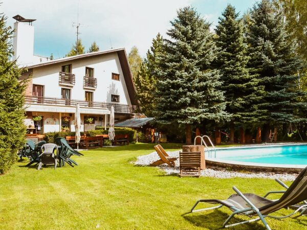 CHKO Žďárské vrchy v Penzióne U Čtyřlístku s pivným kúpeľom + konzumácia piva a privátne wellness so sektom