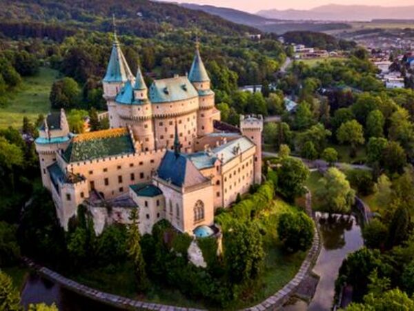 4*Hotel pod Zámkom s polpenziou