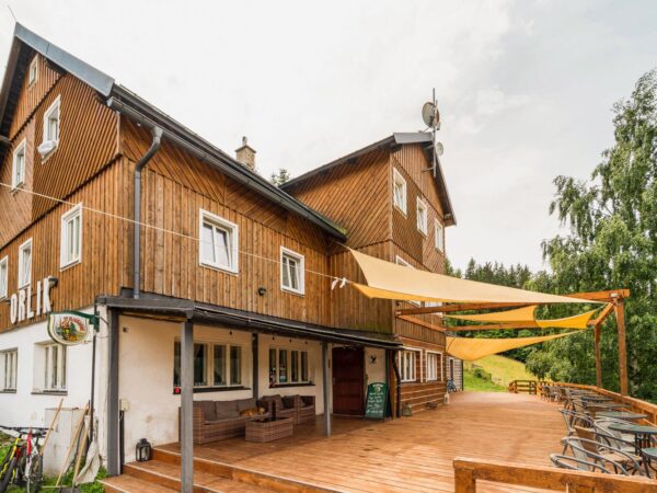 Pec pod Sněžkou v Horskej chate Orlík *** s privátnym wellness a karaoke + plná penzia s all inclusive nápojmi
