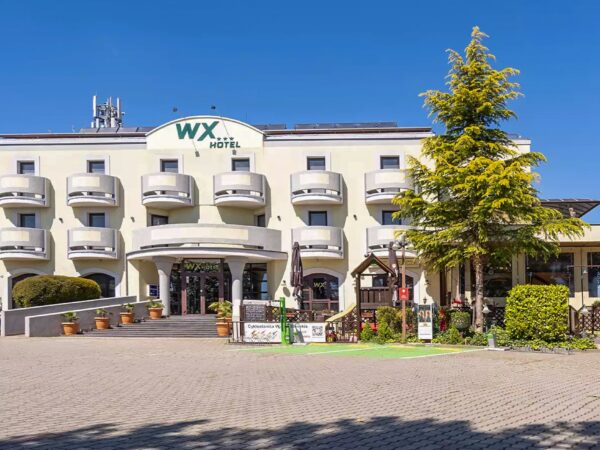 Bratislava pri Devínskom hrade: WX Hotel *** s raňajkami + privátny vstup do wellness (bazén, sauna, vírivka)