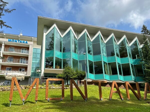 Špindlerův Mlýn v 3* Interhoteli Montana s polpenziou a wellness + vstup do Vodného raja, občerstvenie a zľava