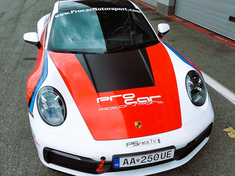 Zážitková jazda na pretekárskom Porsche 911/992 S4 – Obrázok 5