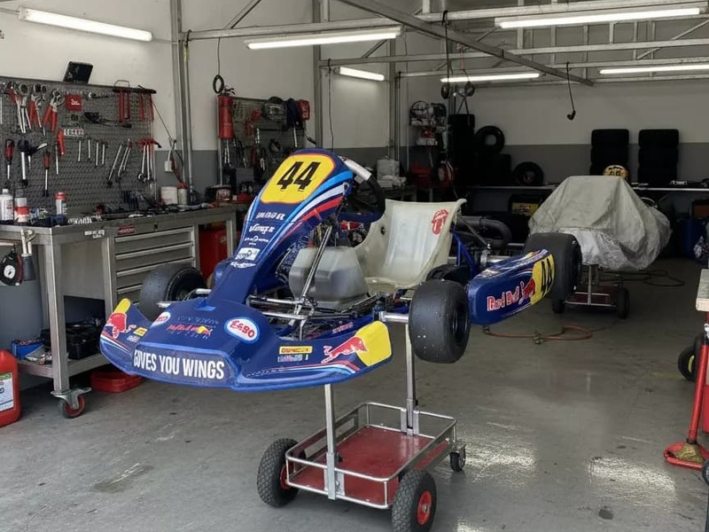 Adrenalínová jazda na letiskách v motokáre Rotax – Obrázok 3