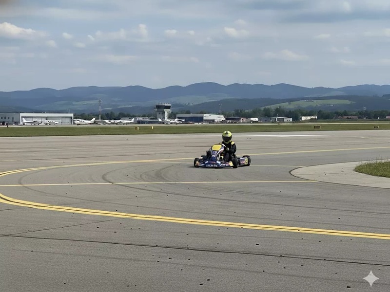 Adrenalínová jazda na letiskách v motokáre Rotax – Obrázok 5