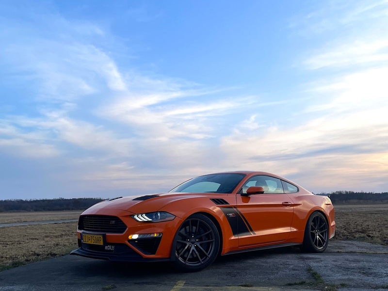 Jazda na Ford Mustang Roush v premávke a na letisku – Obrázok 6