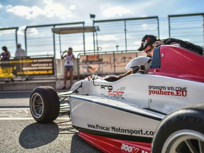 Jazda na formule ADAC MASTERS – Obrázok 2