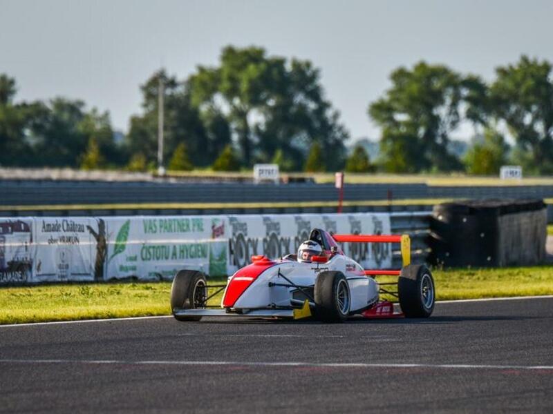 Jazda na formule ADAC MASTERS – Obrázok 3