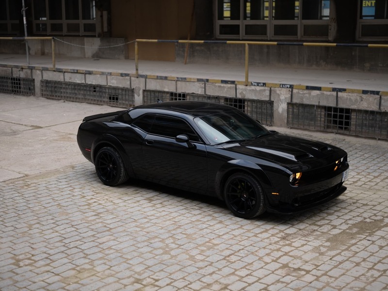Jazda v Dodge Challenger 2016 – Obrázok 5