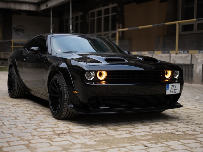 Jazda v Dodge Challenger 2016