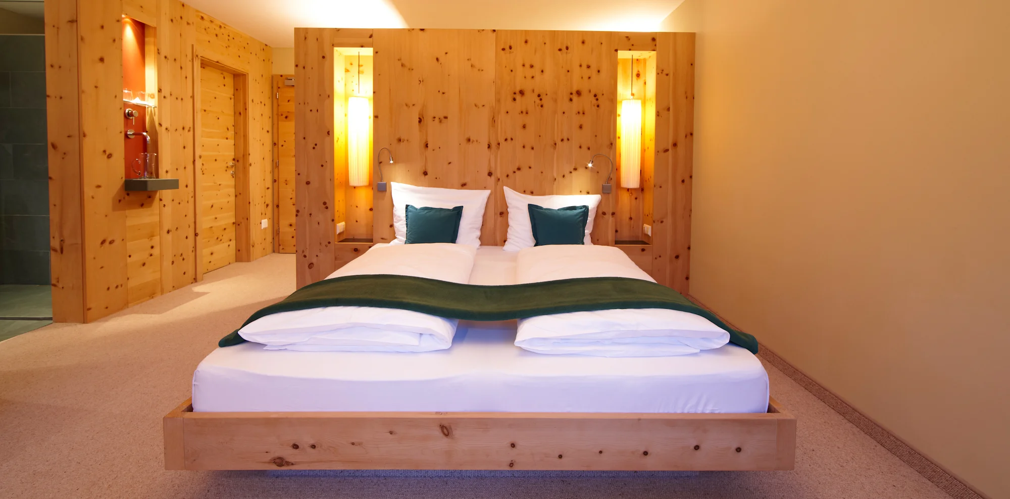 Luxus na juhu Tirolska: moderný eko hotel s polpenziou a nádherným wellness – Obrázok 2