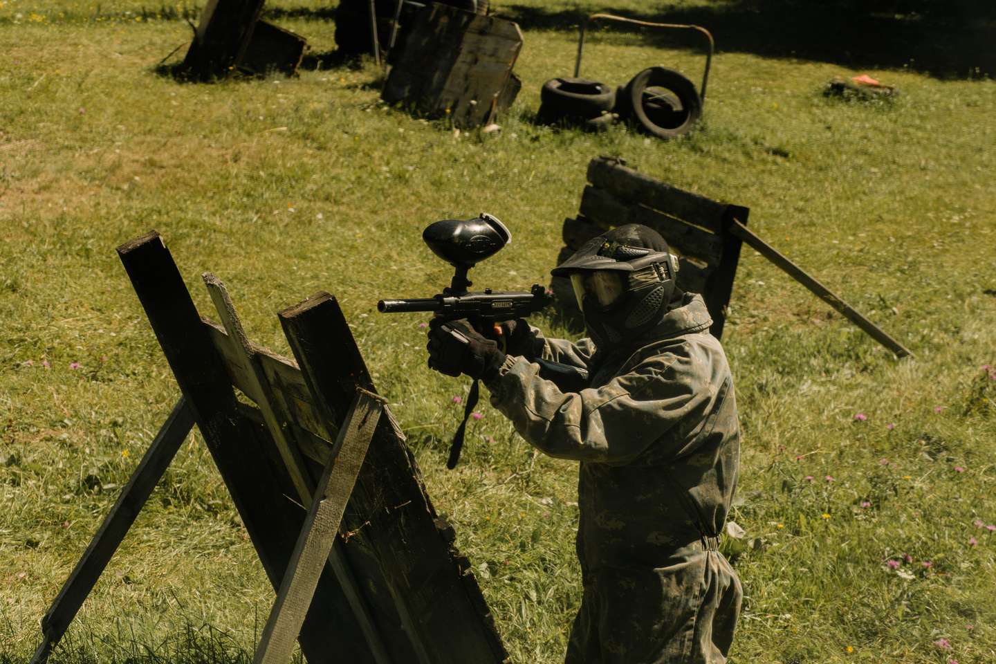 PAINTBALL, AIRSOFT, ARCHERY alebo NERF v Rajeckej Lesnej na Chate Žiar (30 km od Žiliny) – Obrázok 2