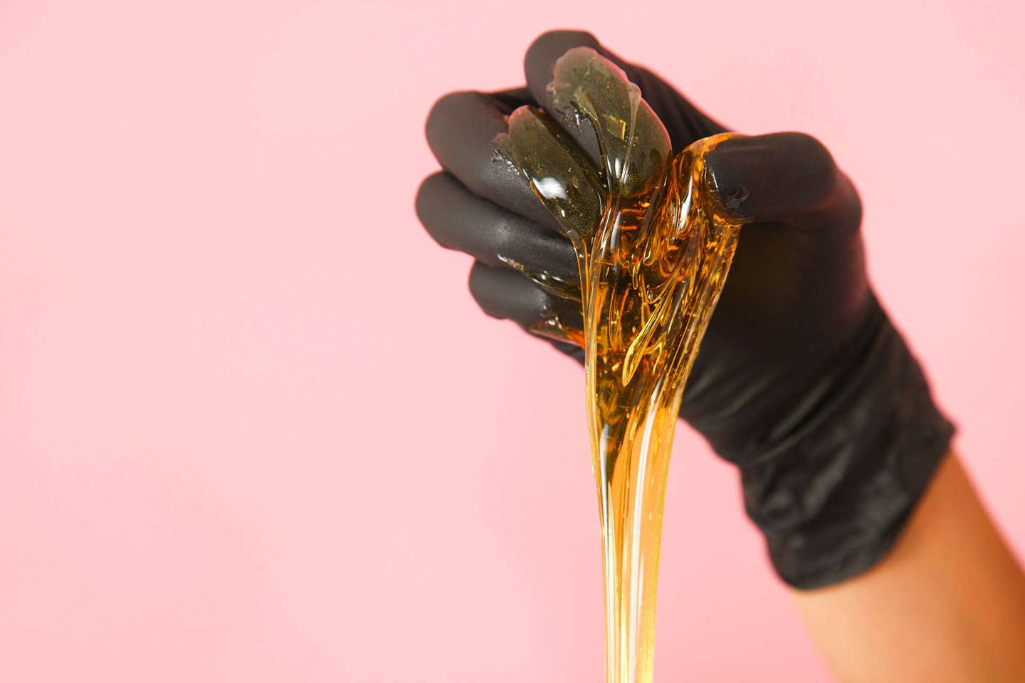 Cukrová depilácia pre dámy v salóne Skin Care Institute - hladká pokožka bez chĺpkov až 3 týždne – Obrázok 4
