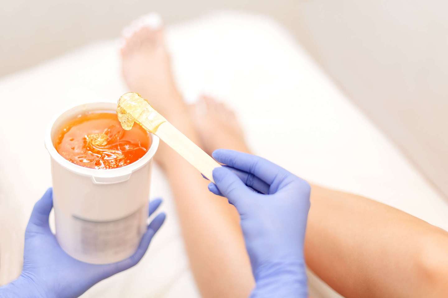 Cukrová depilácia pre dámy v salóne Skin Care Institute - hladká pokožka bez chĺpkov až 3 týždne – Obrázok 5