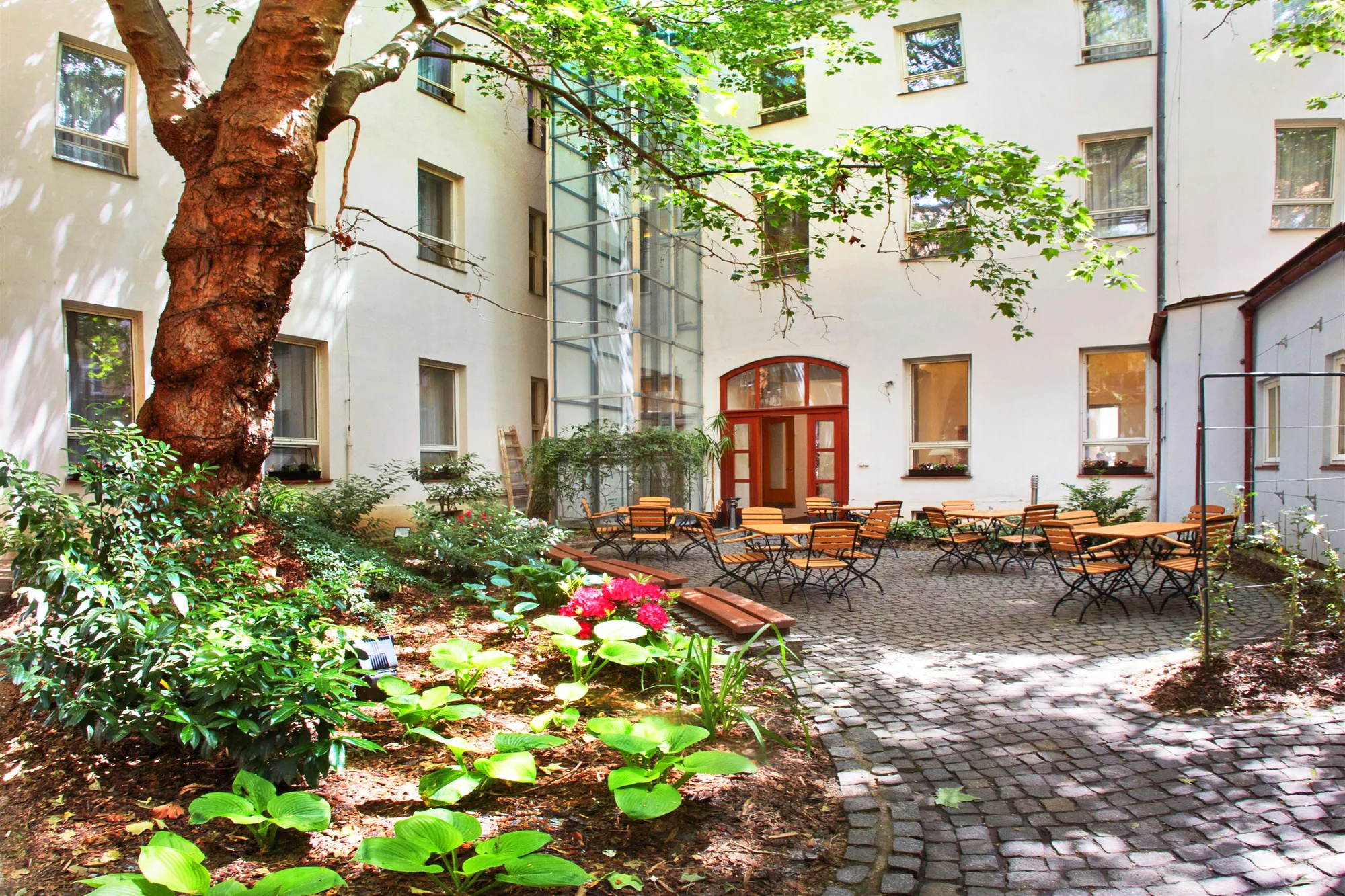 Všetky krásy Prahy: moderný 4* hotel v centre mesta, raňajky v cene – Obrázok 3