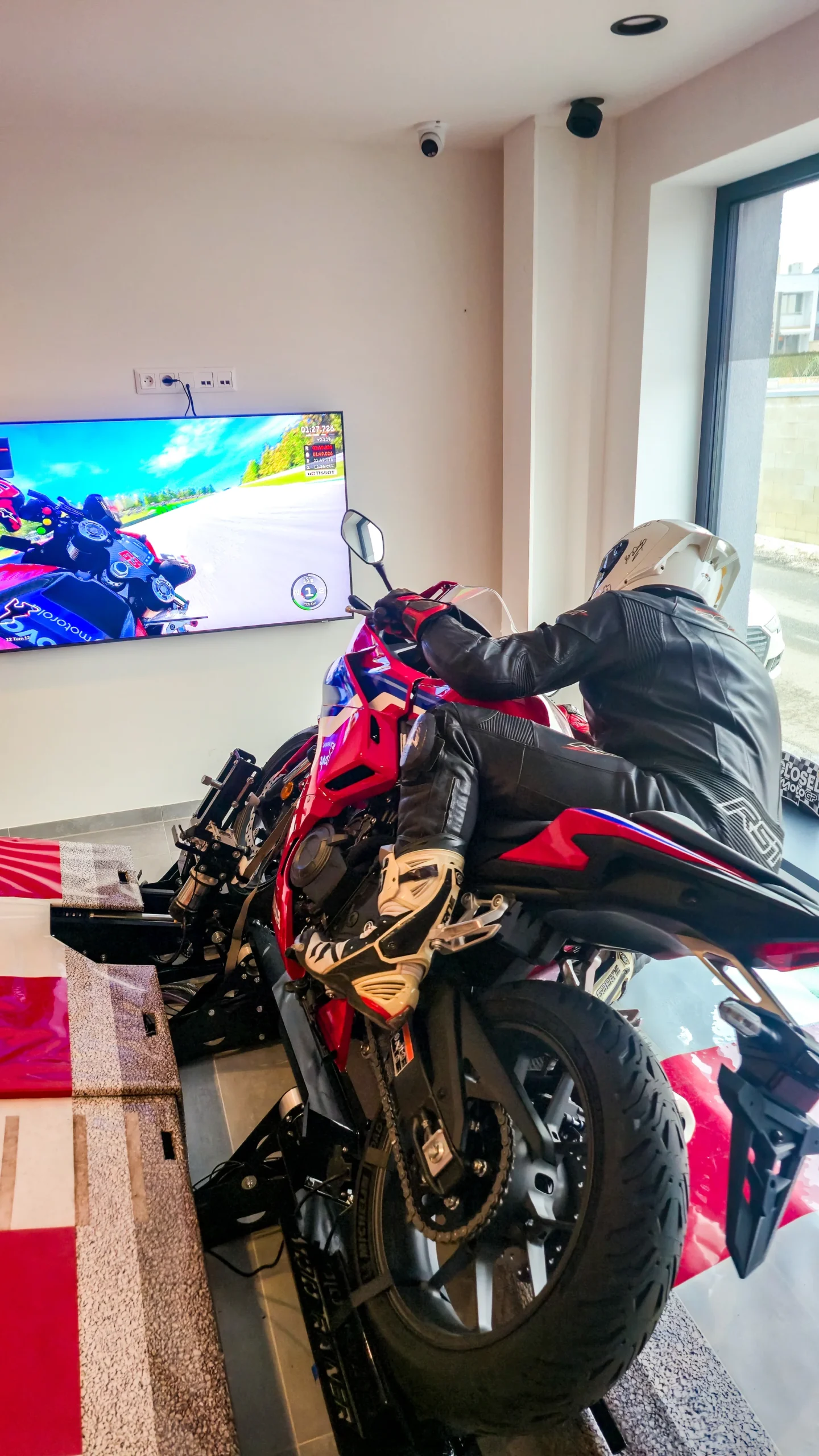 MotoTrainer™ simulátor: Adrenalínová jazda ako z MotoGP – Obrázok 3