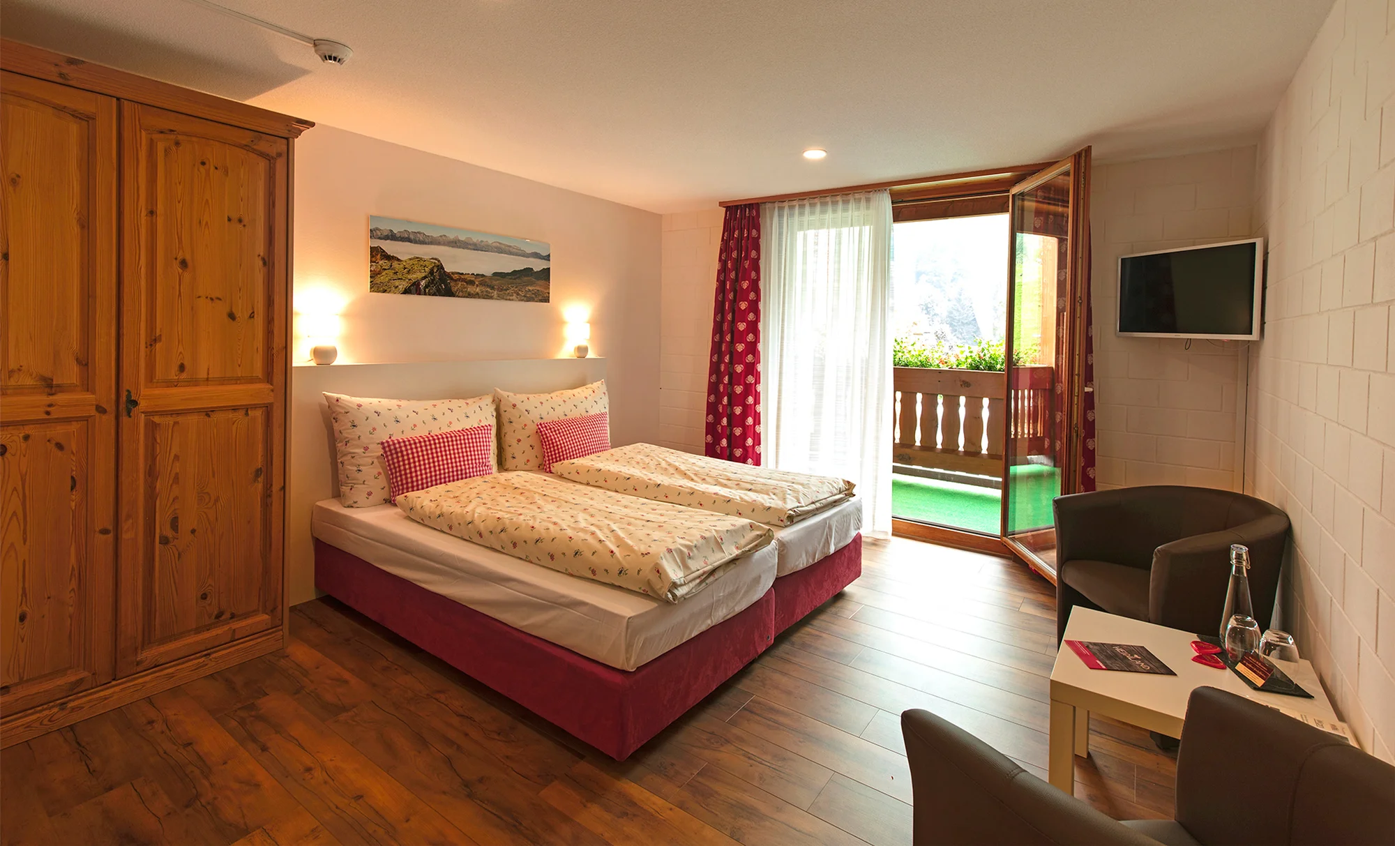 Švajčiarske Alpy: hotel s výhľadom na jazero Walensee, polpenzia, wellness a 1 noc zadarmo – Obrázok 3
