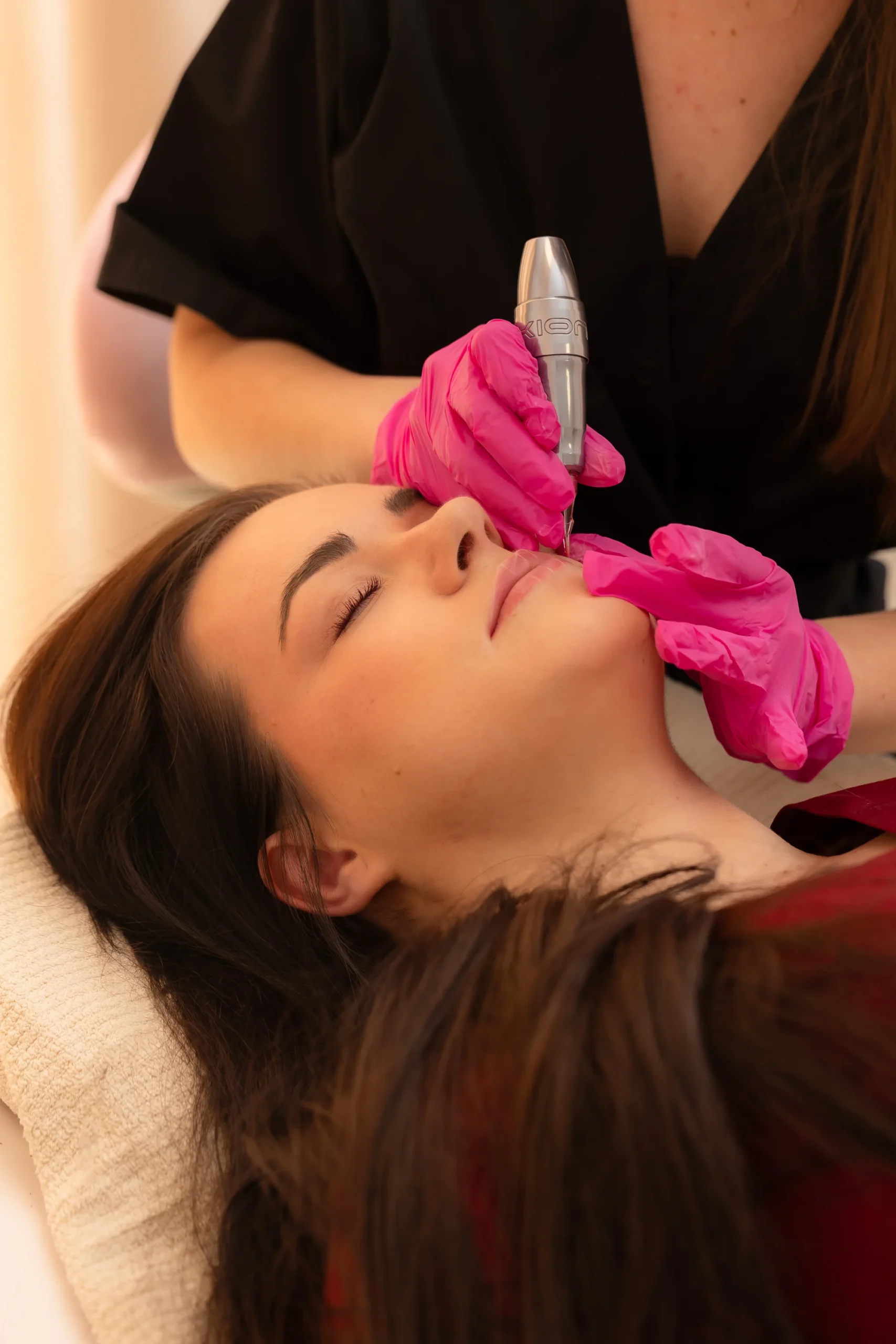 Lip blush: permanentný make-up pier s korekciou v cene – Obrázok 5