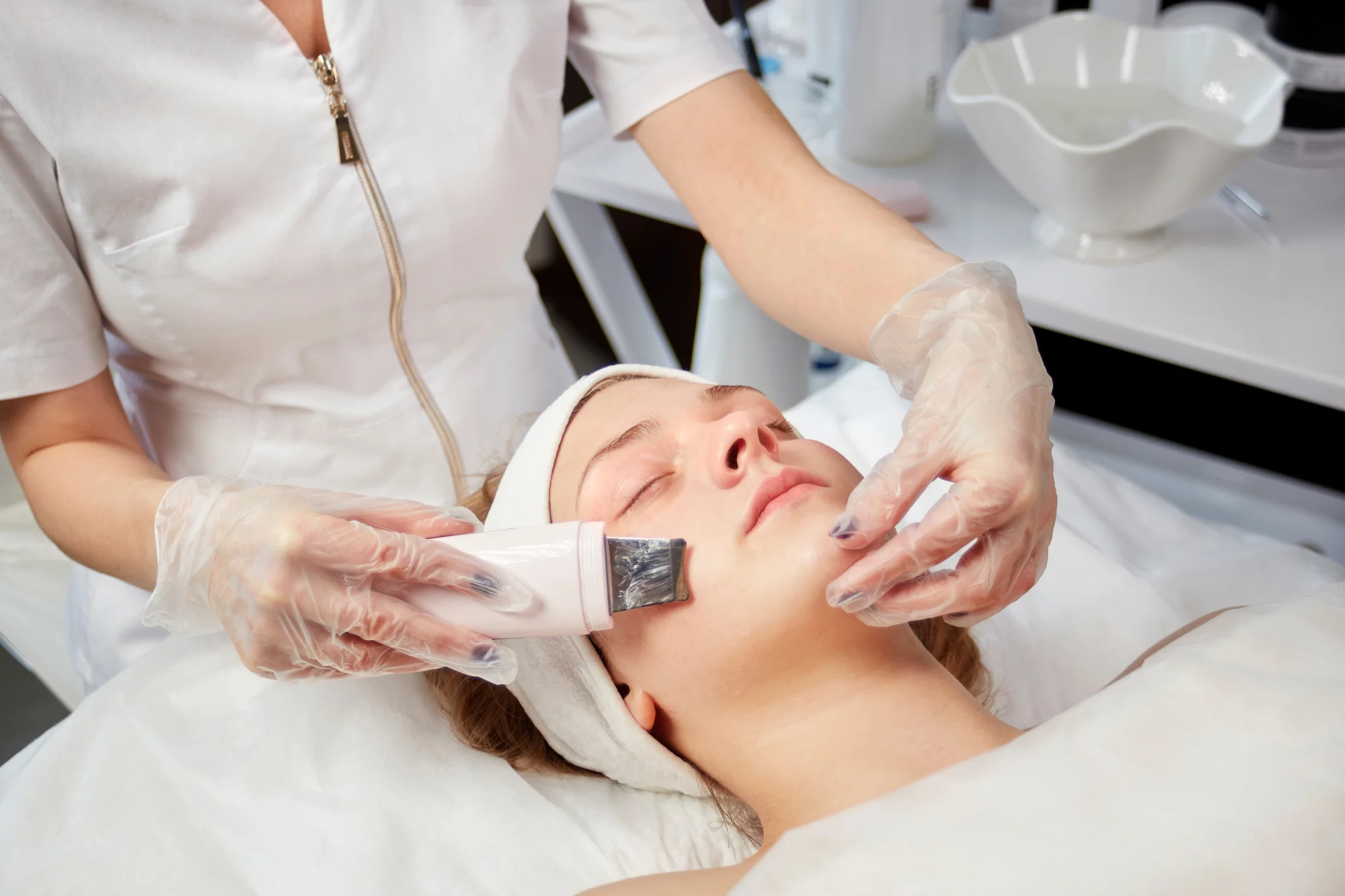 Masáž tváre a Kozmetické ošetrenia pleti: čistenie, Oxy-Beauty aj luxusné ošetrenie s alginátovou maskou – Obrázok 4