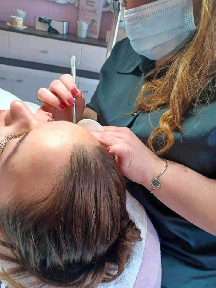 Masáž tváre a Kozmetické ošetrenia pleti: čistenie, Oxy-Beauty aj luxusné ošetrenie s alginátovou maskou – Obrázok 2