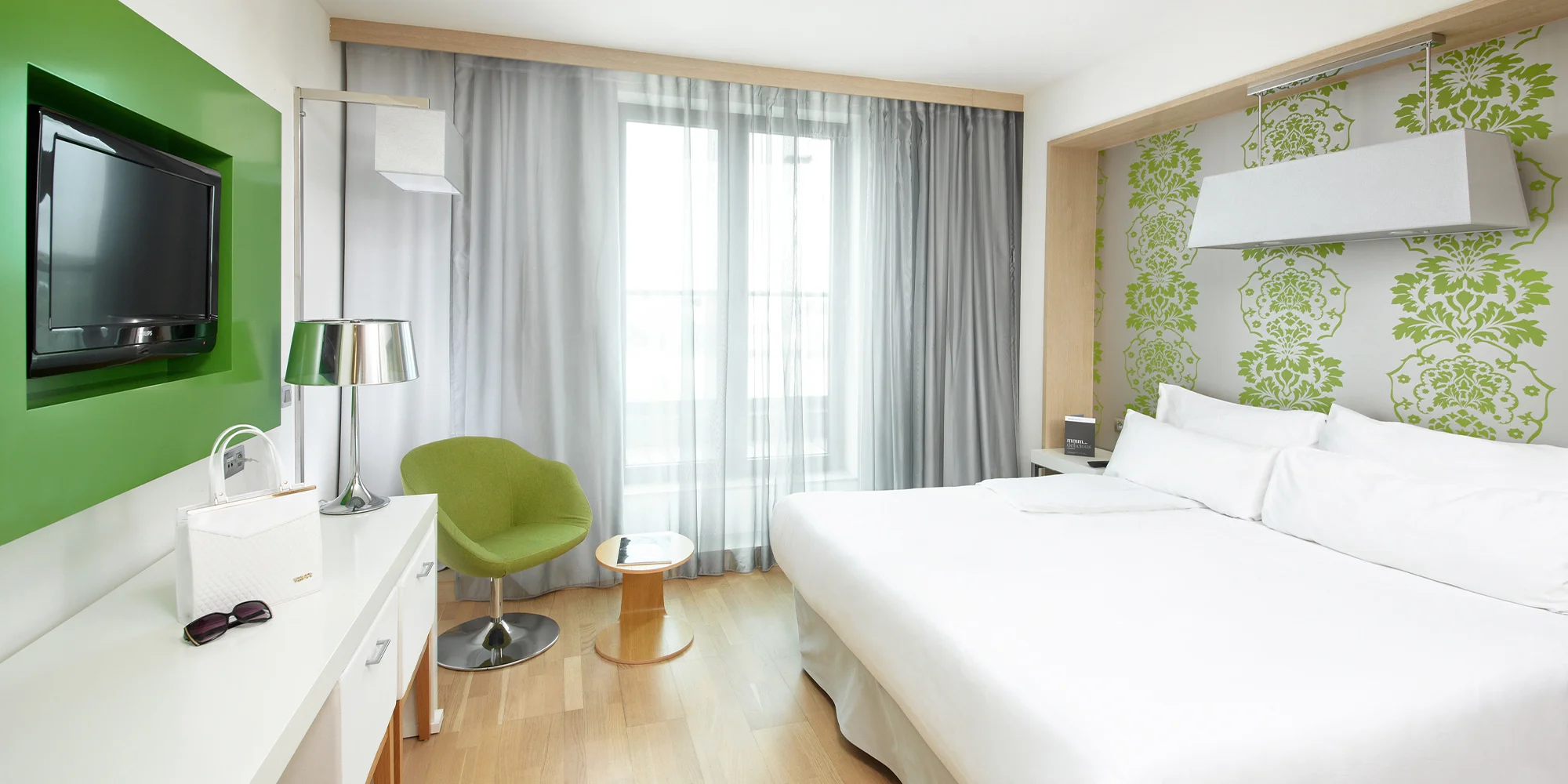 Pobyt v luxusnom 4* hoteli v Prahe pre pár aj rodinu: raňajky, polpenzia, sauna, fitness
