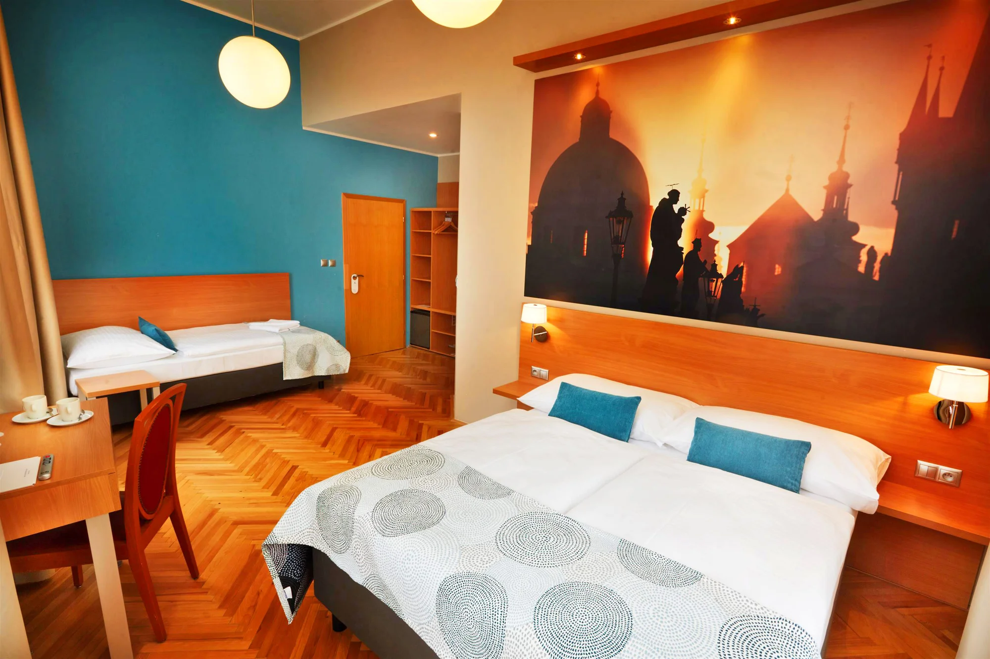 Všetky krásy Prahy: moderný 4* hotel v centre mesta, raňajky v cene – Obrázok 6