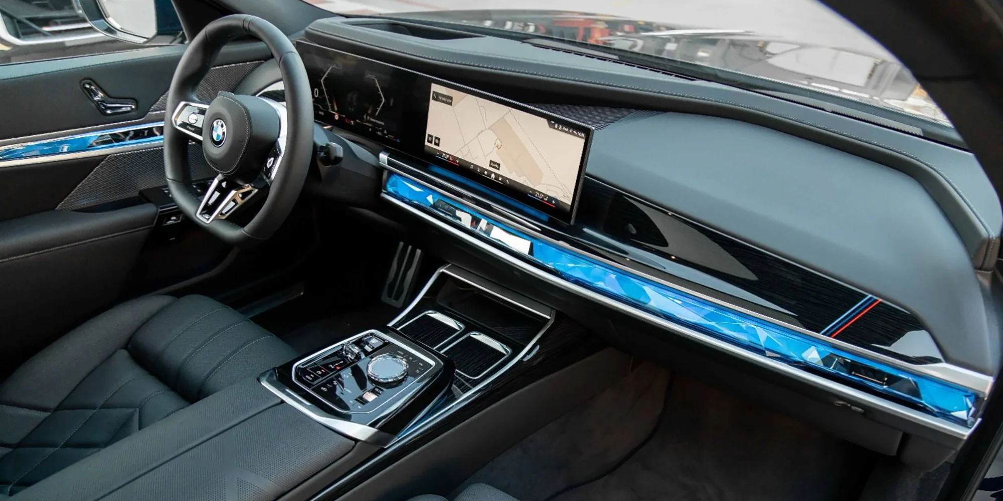 Prenájom vozidla BMW 740d xDrive s vodičom i bez na 3 až 72 hodín – Obrázok 3