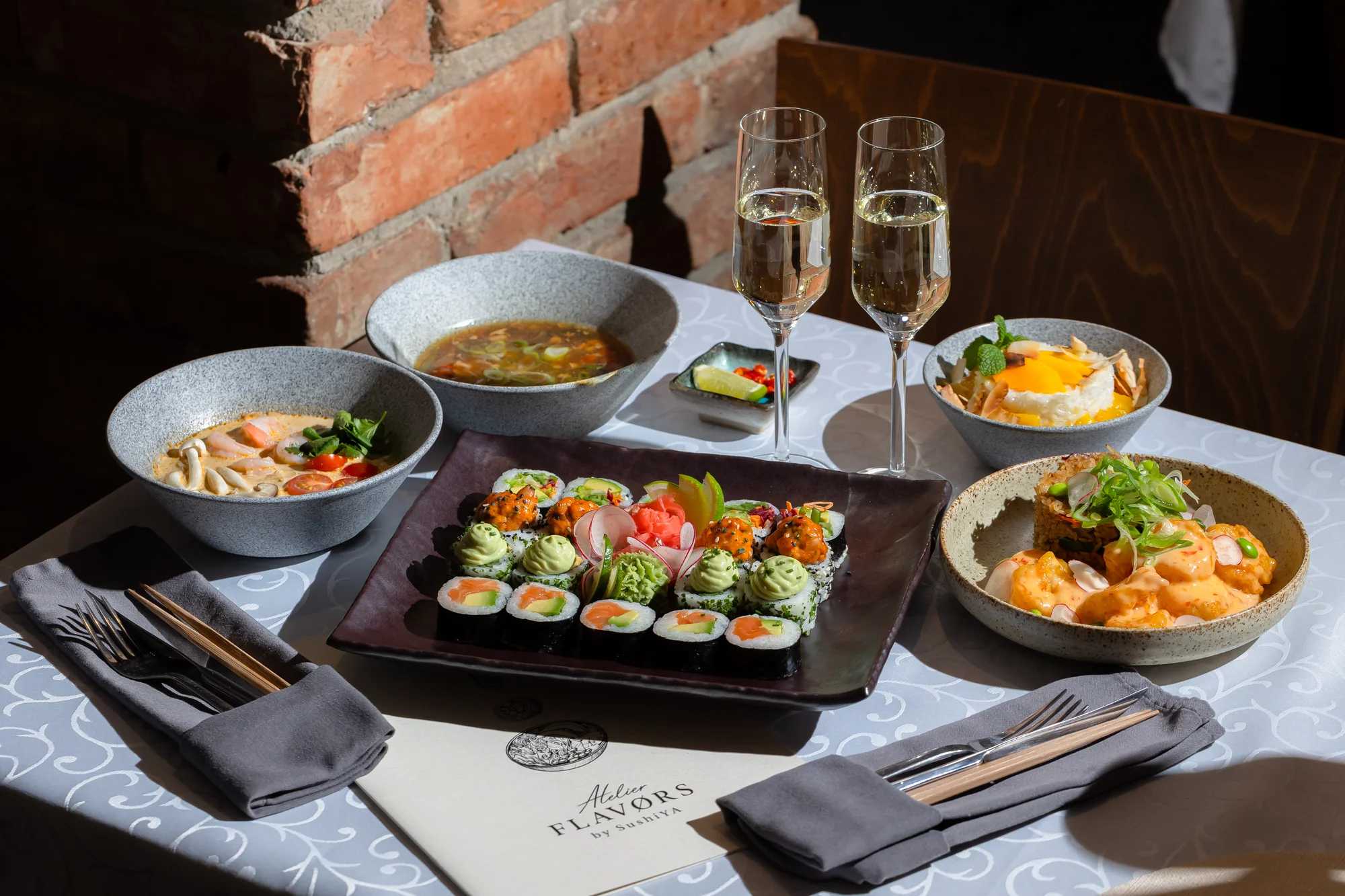Otvorený voucher do reštaurácie Atelier Flavors – by SushiYA: 50, 70 alebo 100 € – Obrázok 2