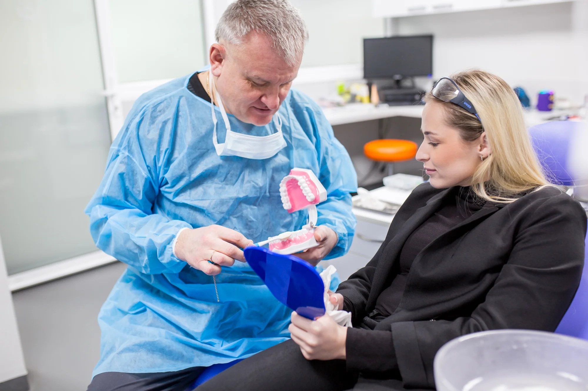 Dentálna hygiena: základná, s pieskovaním alebo aj s panoramatickým snímkom zubov – Obrázok 3
