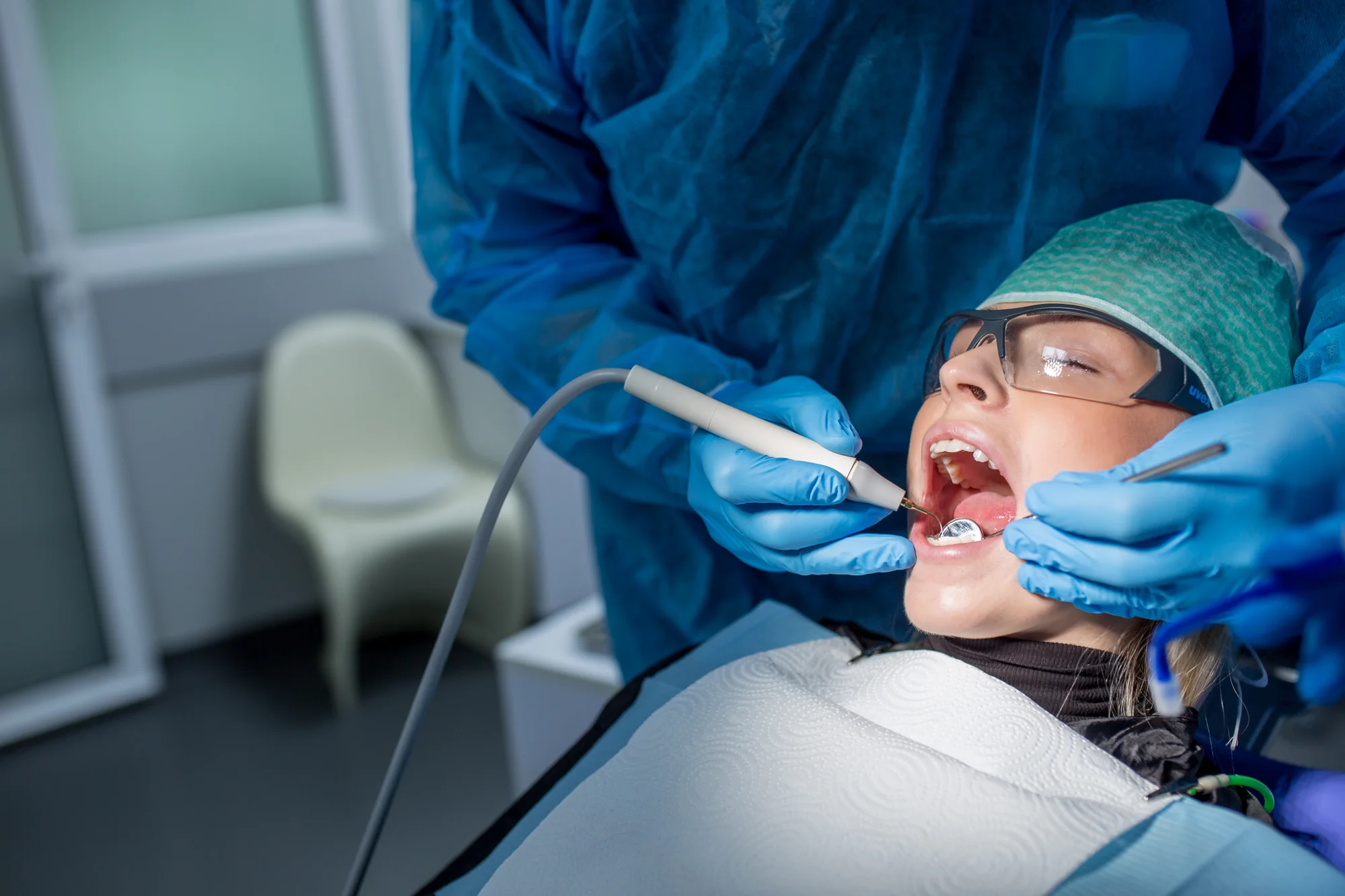 Dentálna hygiena: základná, s pieskovaním alebo aj s panoramatickým snímkom zubov – Obrázok 5