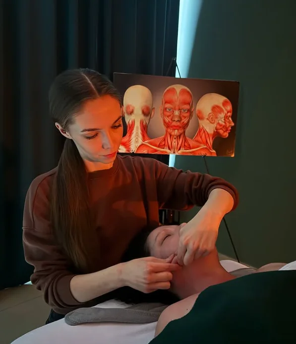 Liftingové a relaxačné masáže: Vyberte si rituál pre svoju pleť! – Obrázok 3