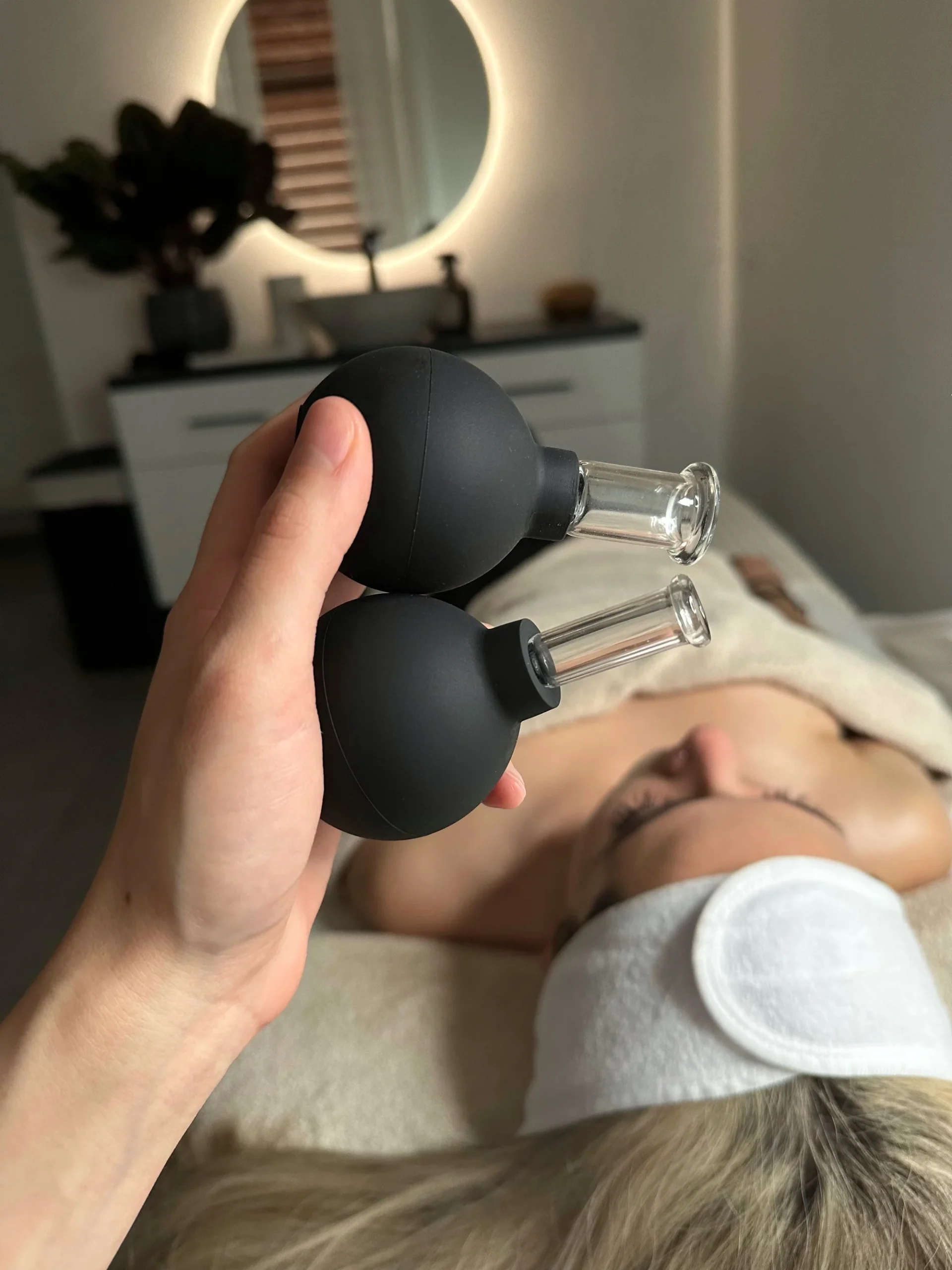 Liftingové a relaxačné masáže: Vyberte si rituál pre svoju pleť! – Obrázok 2