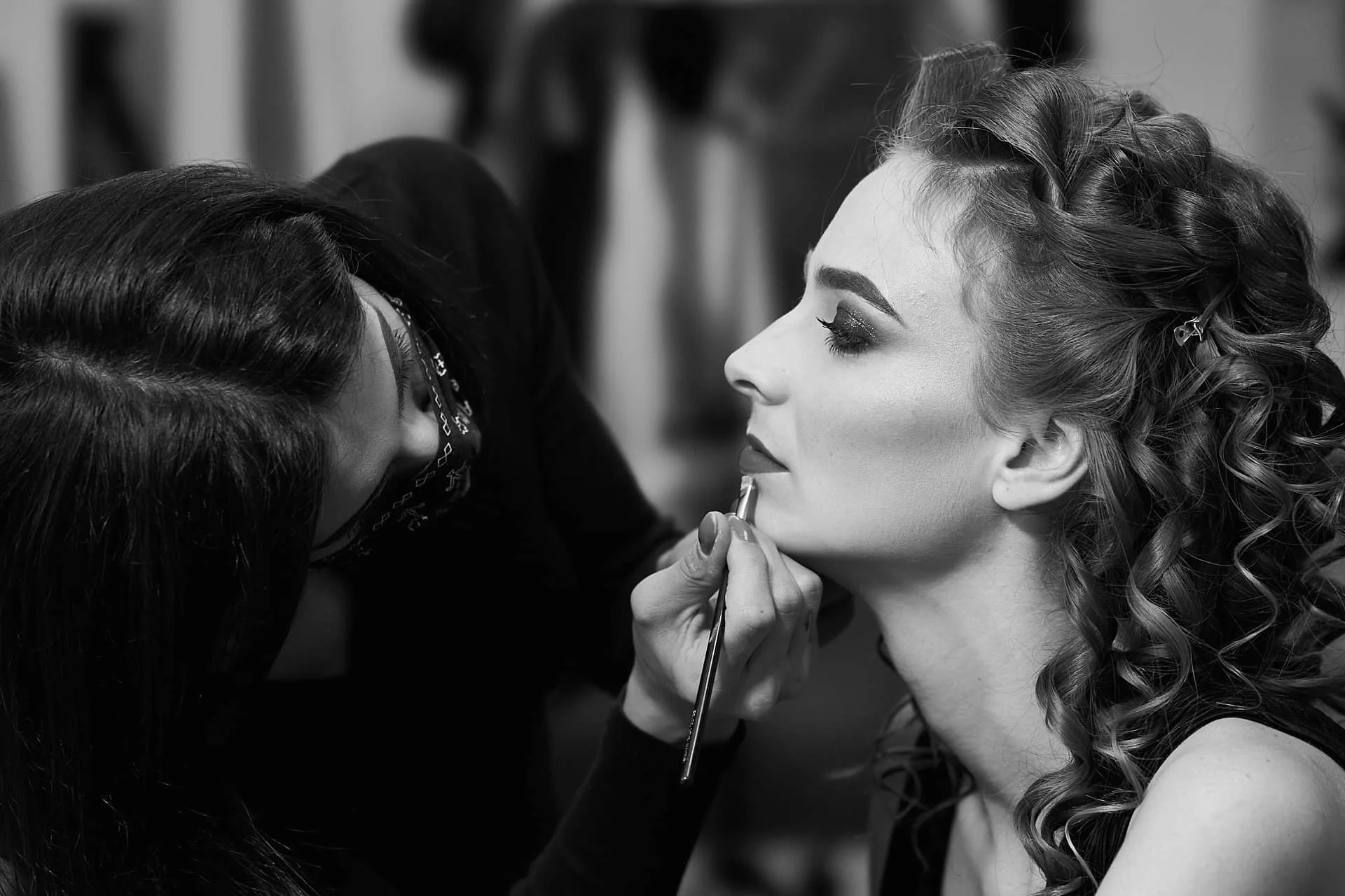 Individuálny kurz sebalíčenia so skúsenou make-up artistkou – Obrázok 4
