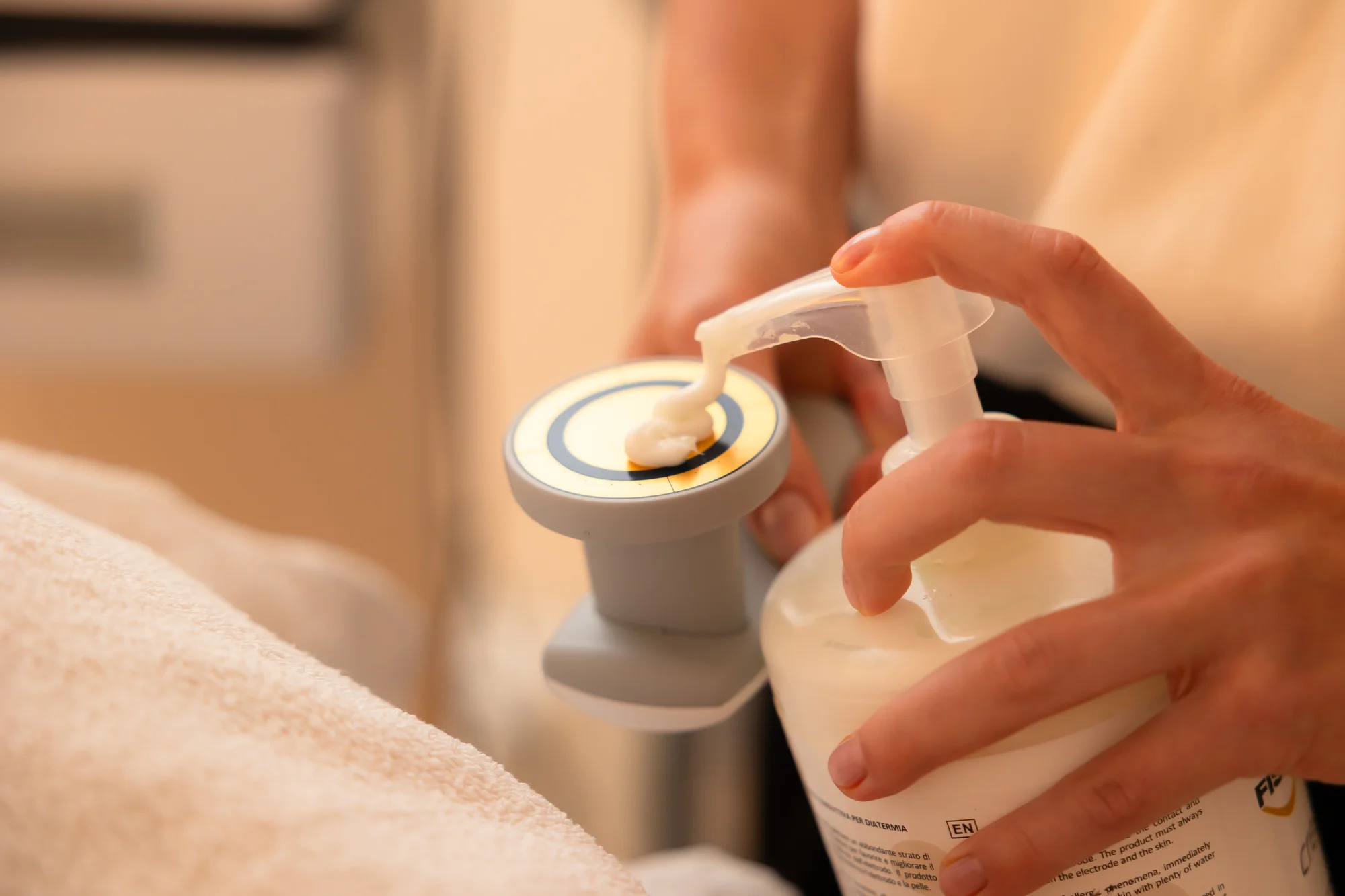 Regeneračná terapia pre chrbticu s masážou, Tecar terapiou, magnetoterapiou a HILT laserom – Obrázok 5