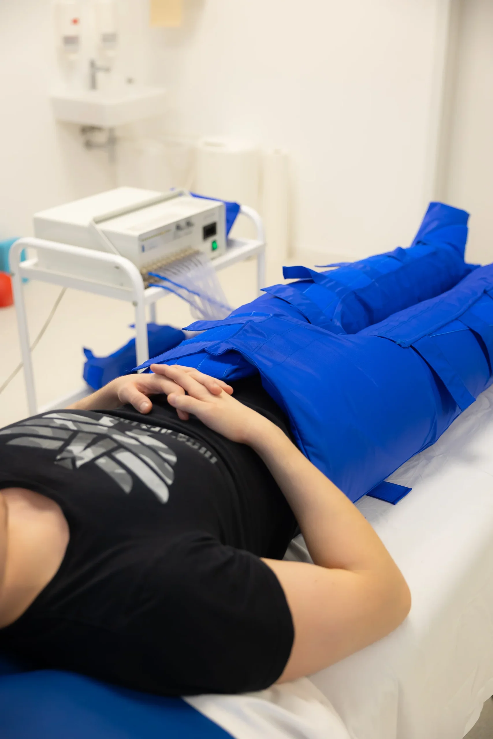 Doprajte svojmu telu reštart: prístrojová či manuálna lymfodrenáž, tecar terapia aj liečebná masáž – Obrázok 6