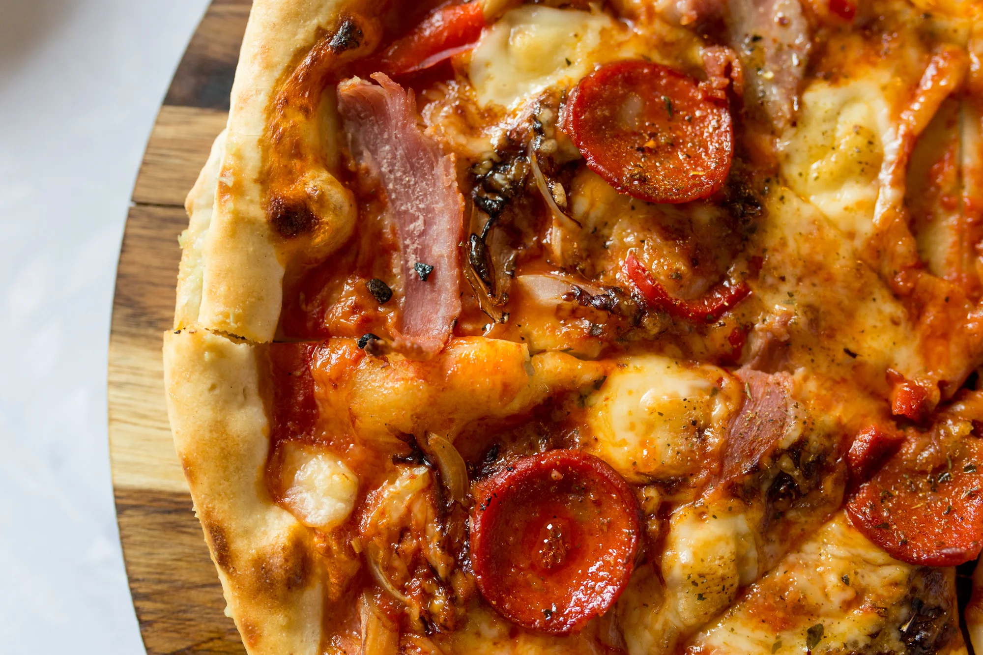 11 druhov pizze, osobný odber alebo donáška (v rámci KE v cene) – Obrázok 4