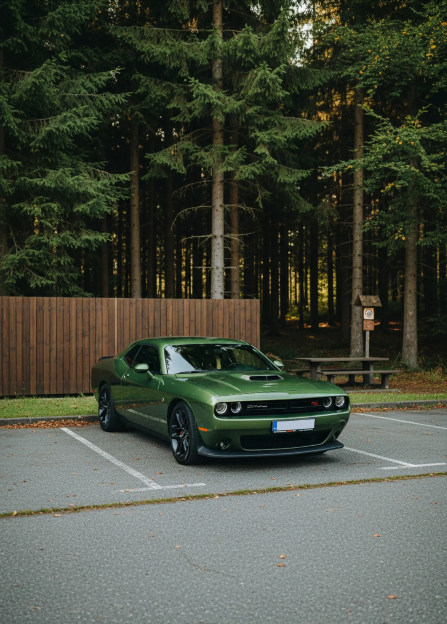 Zážitková jazda v DODGE Challenger 6,4 HEMI V8 alebo nadupaný duel s talianskou ikonou FERRARI či LAMBORGHINI – Obrázok 4
