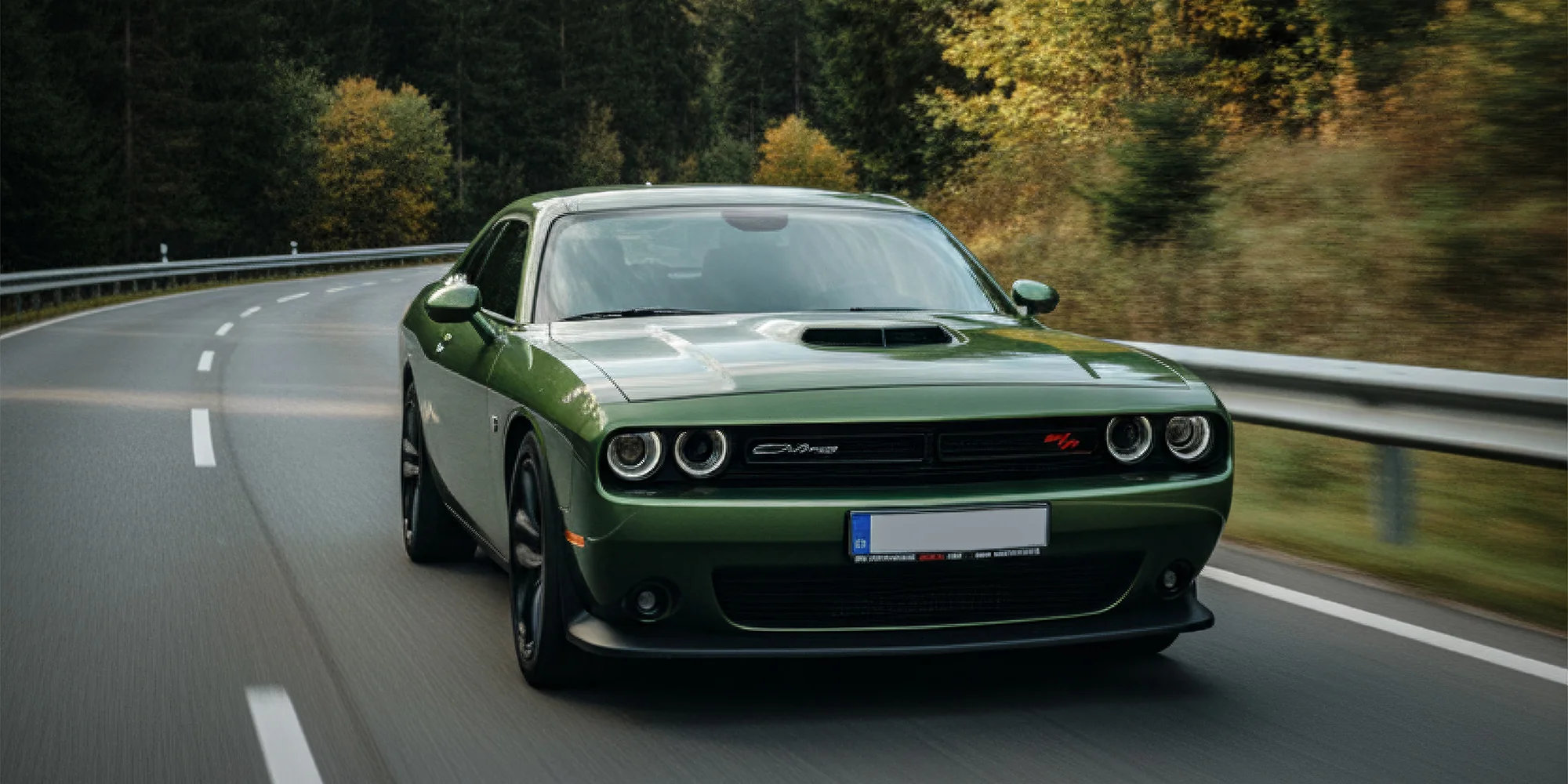 Zážitková jazda v DODGE Challenger 6,4 HEMI V8 alebo nadupaný duel s talianskou ikonou FERRARI či LAMBORGHINI