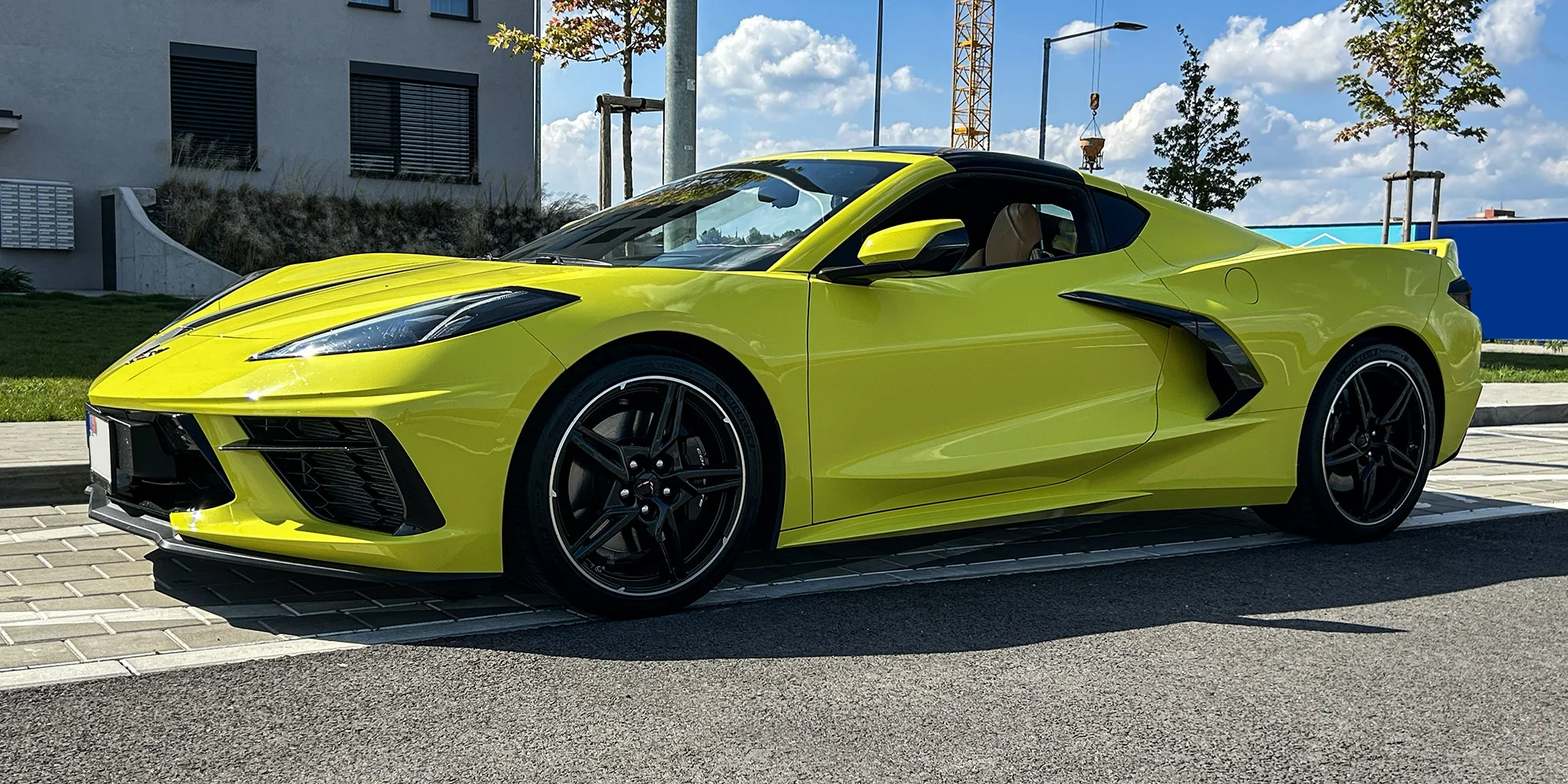 Adrenalínová jazda v Chevrolet Corvette C8: ako vodič alebo spolujazdec – Obrázok 2