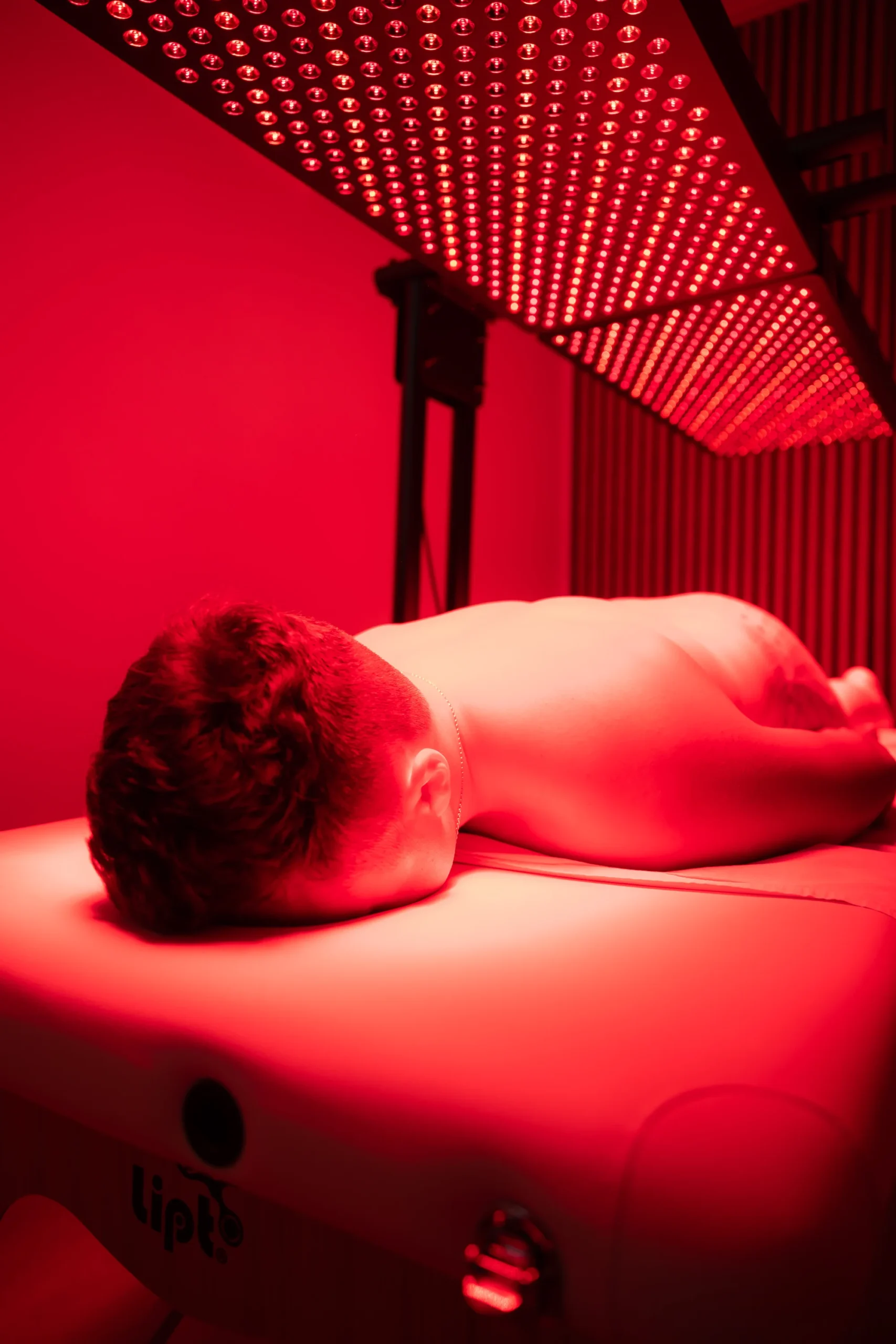 Masáž na lôžku CERAGEM alebo terapia infračerveným svetlom MITO Light – Obrázok 3
