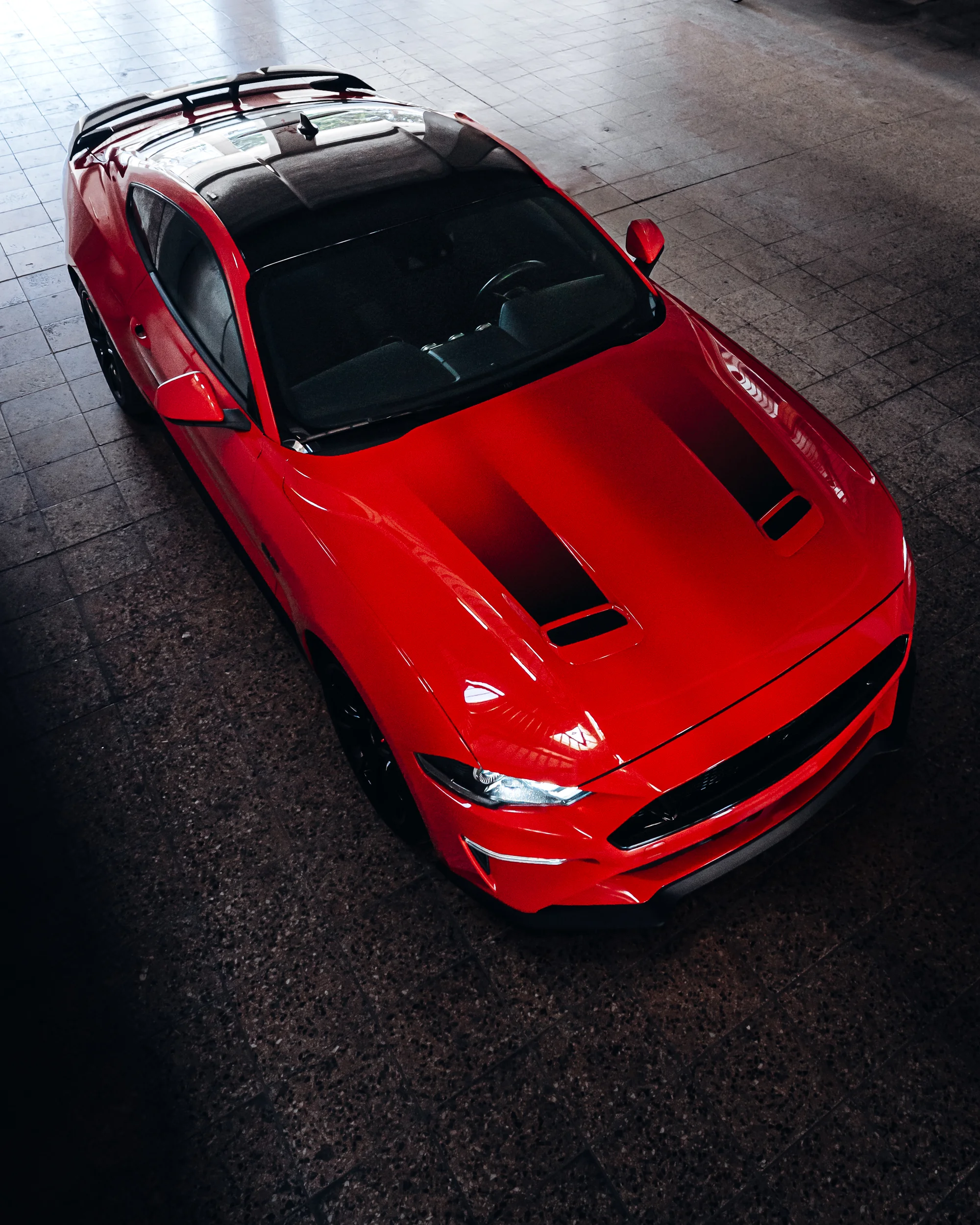 Prenájom vozidla Ford Mustang GT 5.0 na hodinu aj celý víkend – Obrázok 3